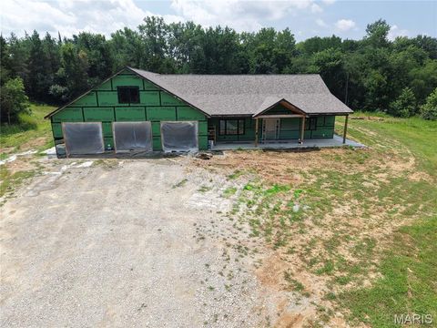 Photo of 12155 Lakewood Place, New London, MO 63459 (MLS # 26045854)