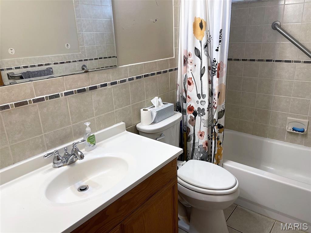 Carroll Wood Condo - Residential