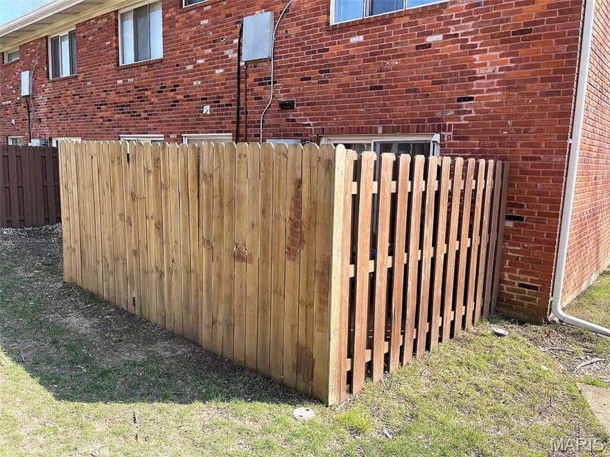 MAIN FLOOR LIVING * 2 BEDROOM 1 BATH CONDO IN LINDBERGH SCHOOL DISTRCT * KITCHEN FEATURES CUSTOM CABINETS, GRANITE COUNTERTOP WITH ALL APPLIANCES INCLUDED * BATHROOM HAS BEEN TASTEFULLY UPDATED * LIVINGROOM & BEDROOMS ARE IN NEED OF NEW FLOORING * EXIT THE DINING/KITCHEN AREA TO A PRIVACY FENCED PATIO * STORAGE ROOM * ENTRY IS DIRECTLY INTO THE UNIT (NO FOYER) *