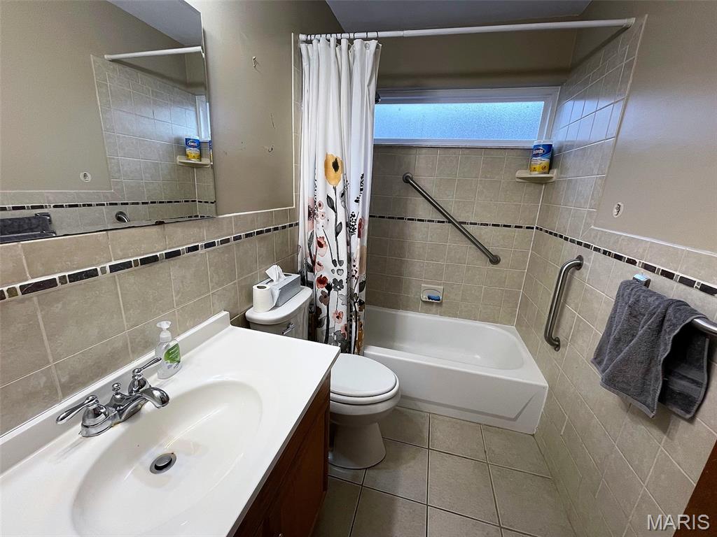 Carroll Wood Condo - Residential