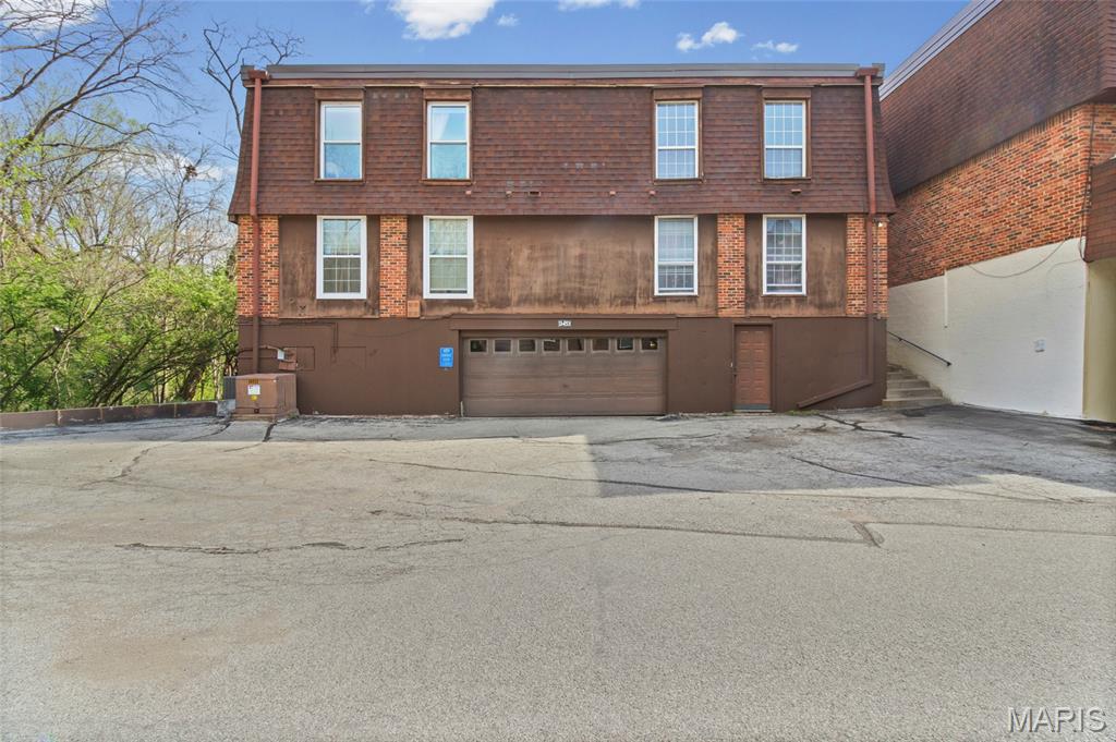 Forum West Condo Sec Two - Residential