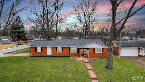 2305 Belfast Drive Florissant MO 63033