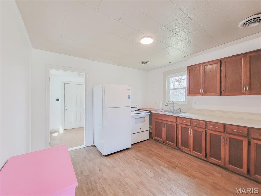 Powells Add - Residential