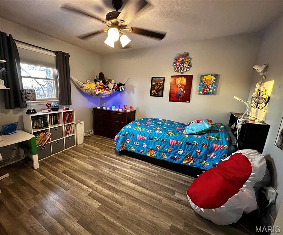 Hillcrest Manor - Residential