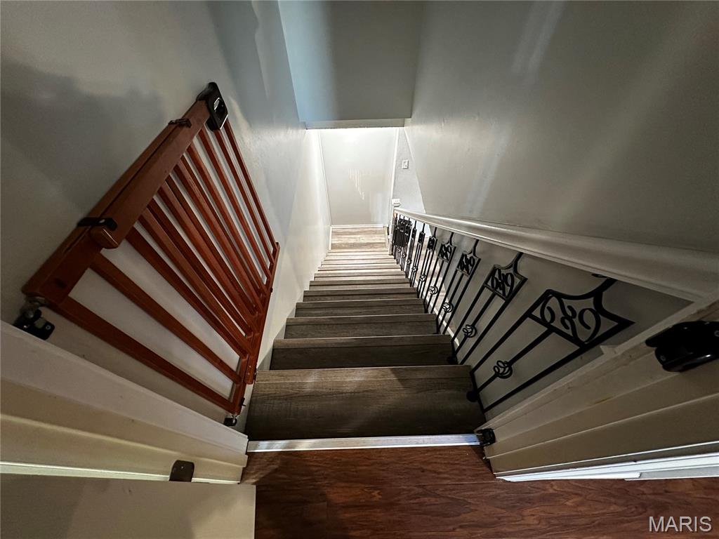 Hillcrest Manor - Residential