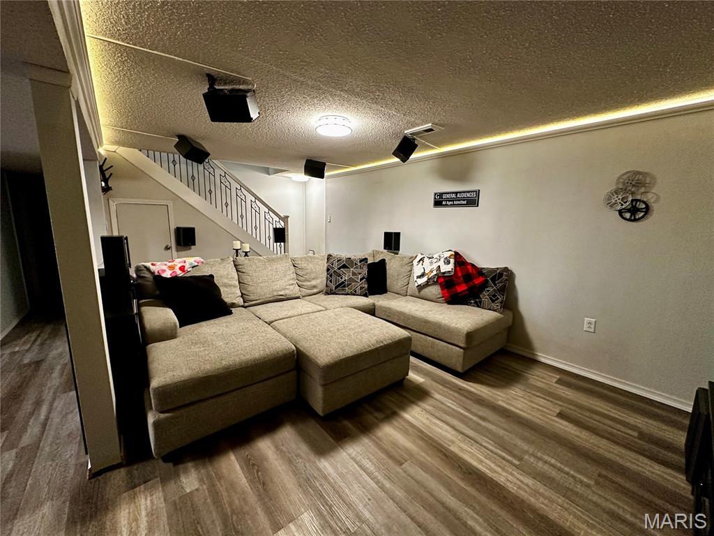 Hillcrest Manor - Residential