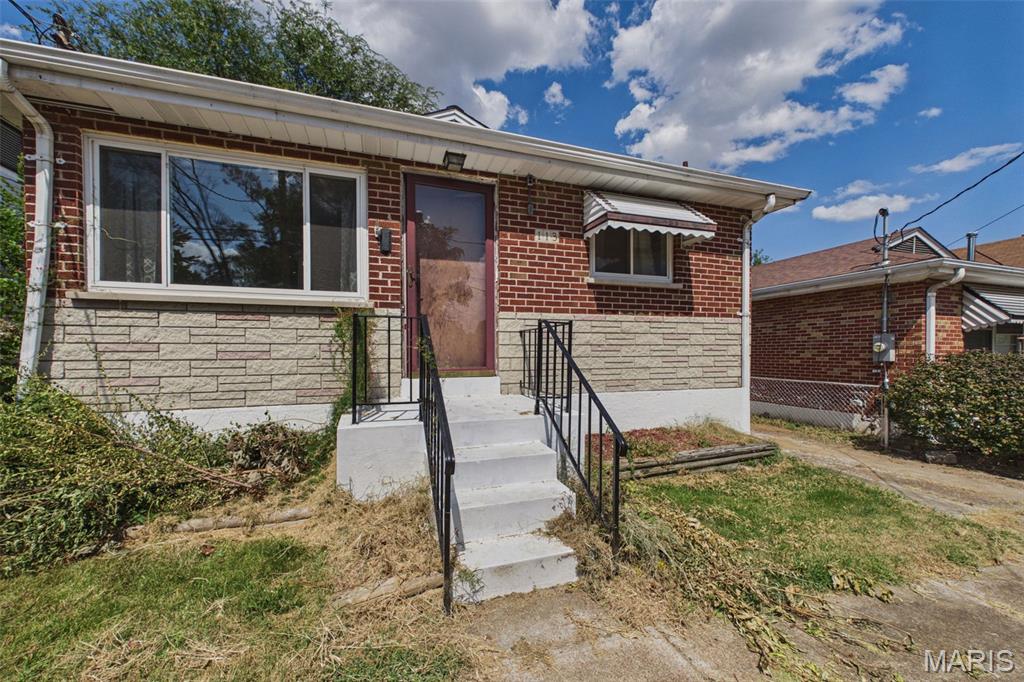 113 E Cartwright Avenue