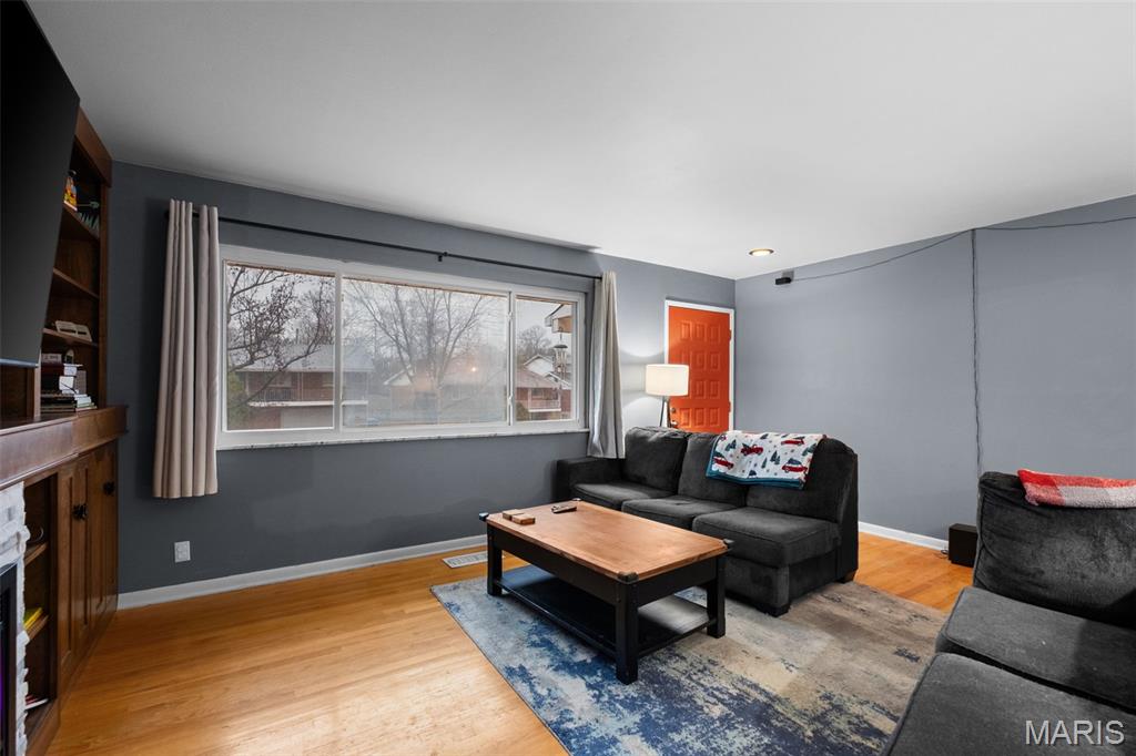 Reav-Tel Manor - Residential