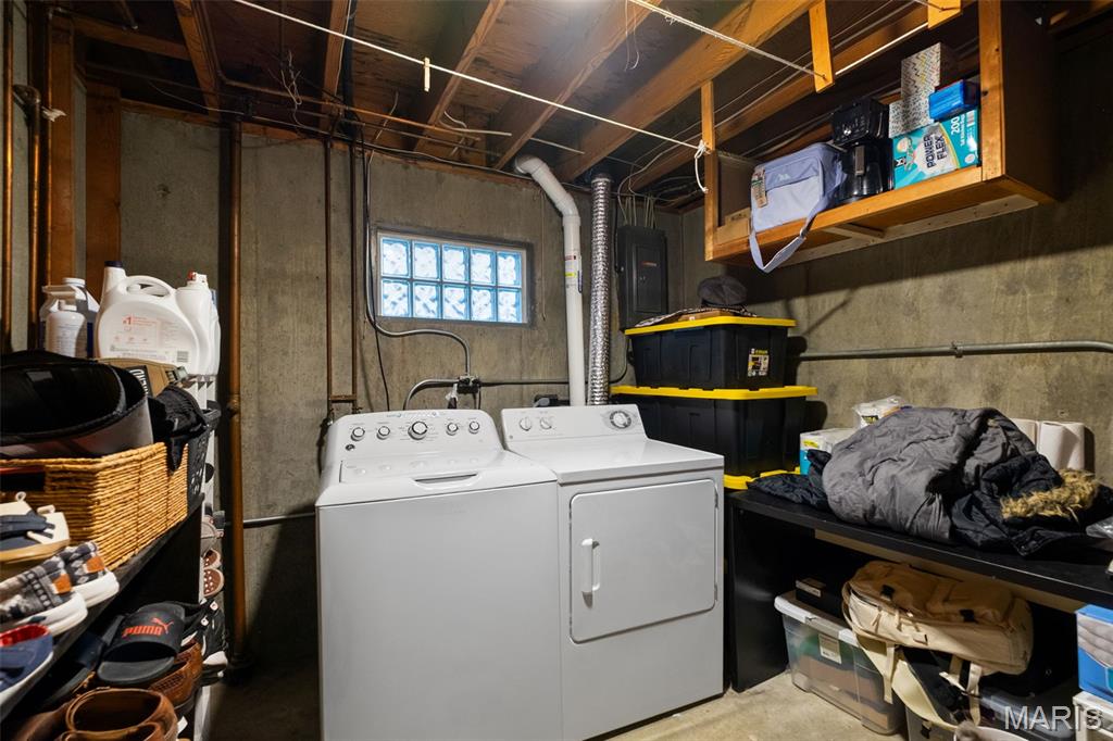 Reav-Tel Manor - Residential