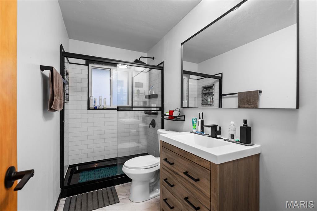 Reav-Tel Manor - Residential