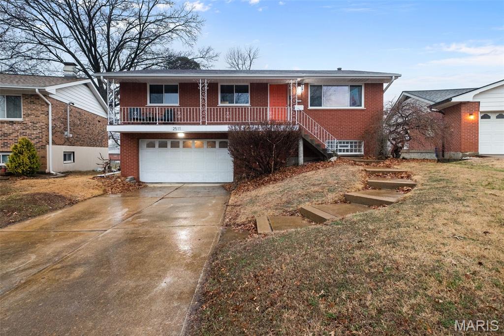 Reav-Tel Manor - Residential