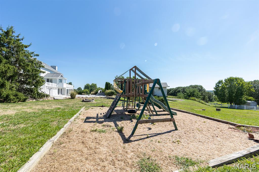 Emerald Hills - Residential