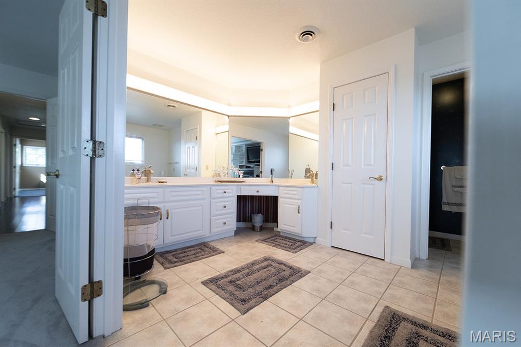 Emerald Hills - Residential