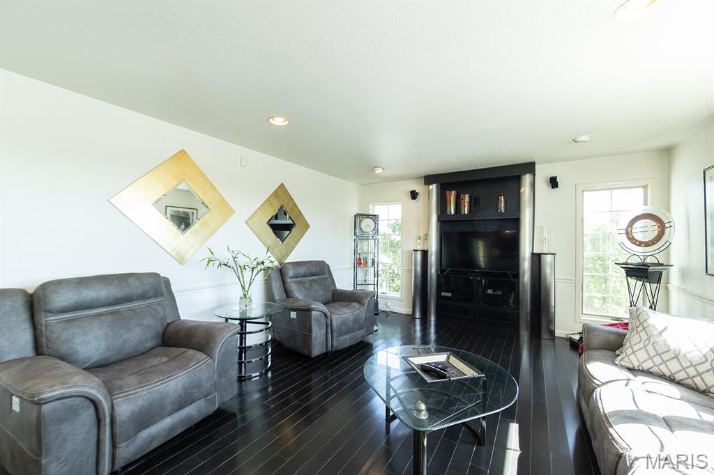 Emerald Hills - Residential