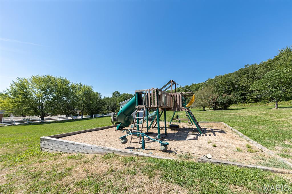 Emerald Hills - Residential