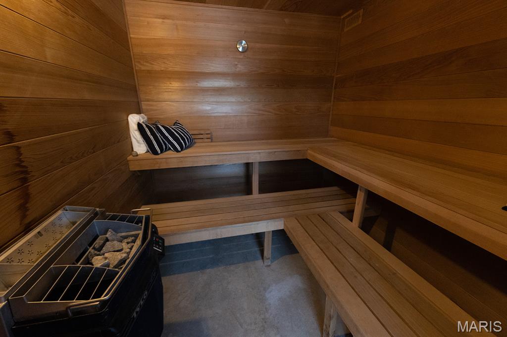 Emerald Hills - Residential