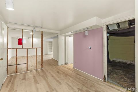 Tiny photo for 437 Warfield Avenue, St Louis, MO 63135 (MLS # 26027811)