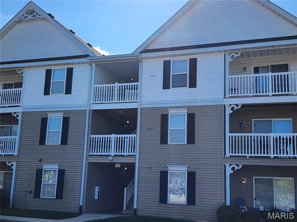 Photo of 8302 Spring Creek Lane, OFallon, MO 63368 (MLS # 25073450)