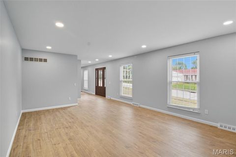 Tiny photo for 114 Lea Meadows Drive, Ballwin, MO 63011 (MLS # 25066477)