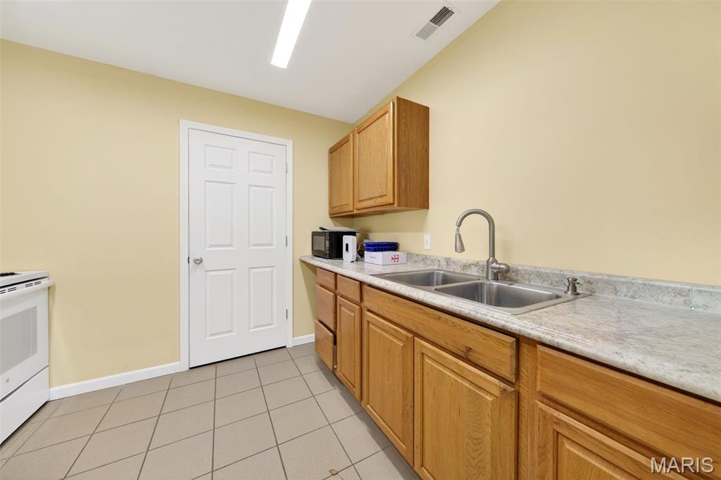 O T Of Franklin - Commercial Sale