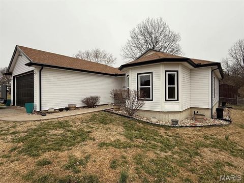 612 Airway Drive Fulton MO 65251