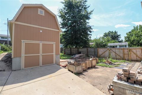 Tiny photo for 316 Lindy Boulevard, Ballwin, MO 63021 (MLS # 26046717)