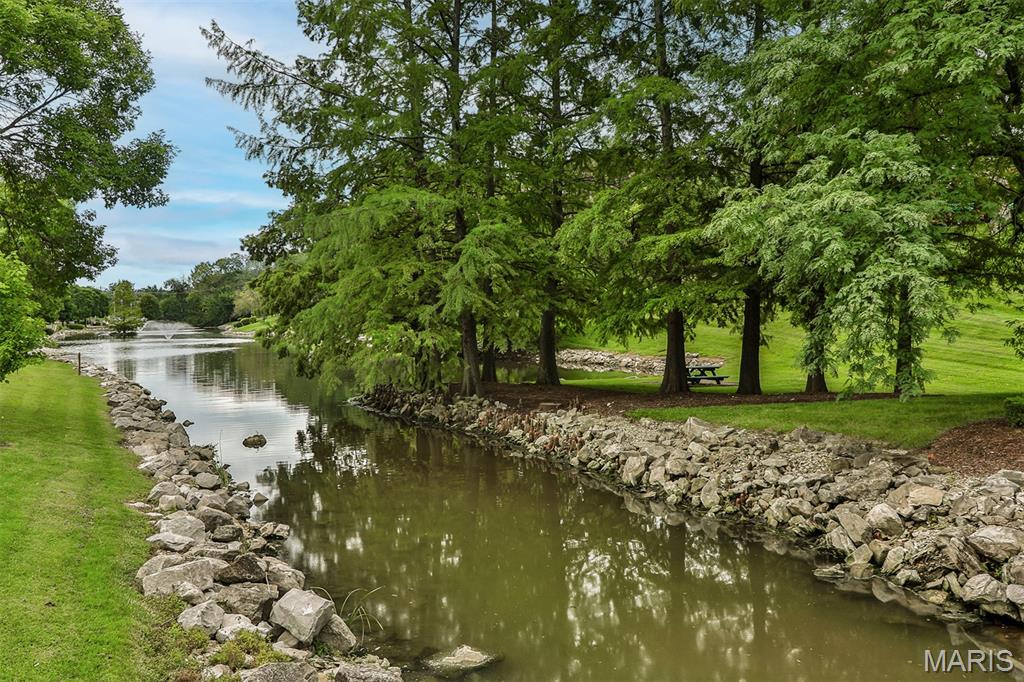 Brentwood Forest Condo Ph Two - Residential