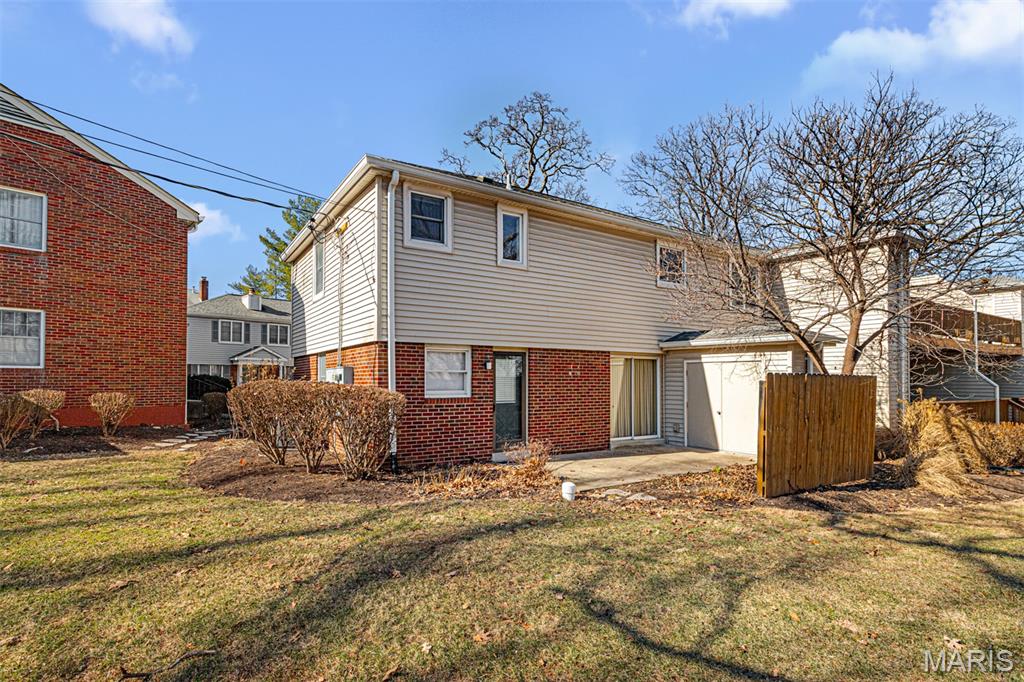 Brentwood Forest Condo Ph Two - Residential