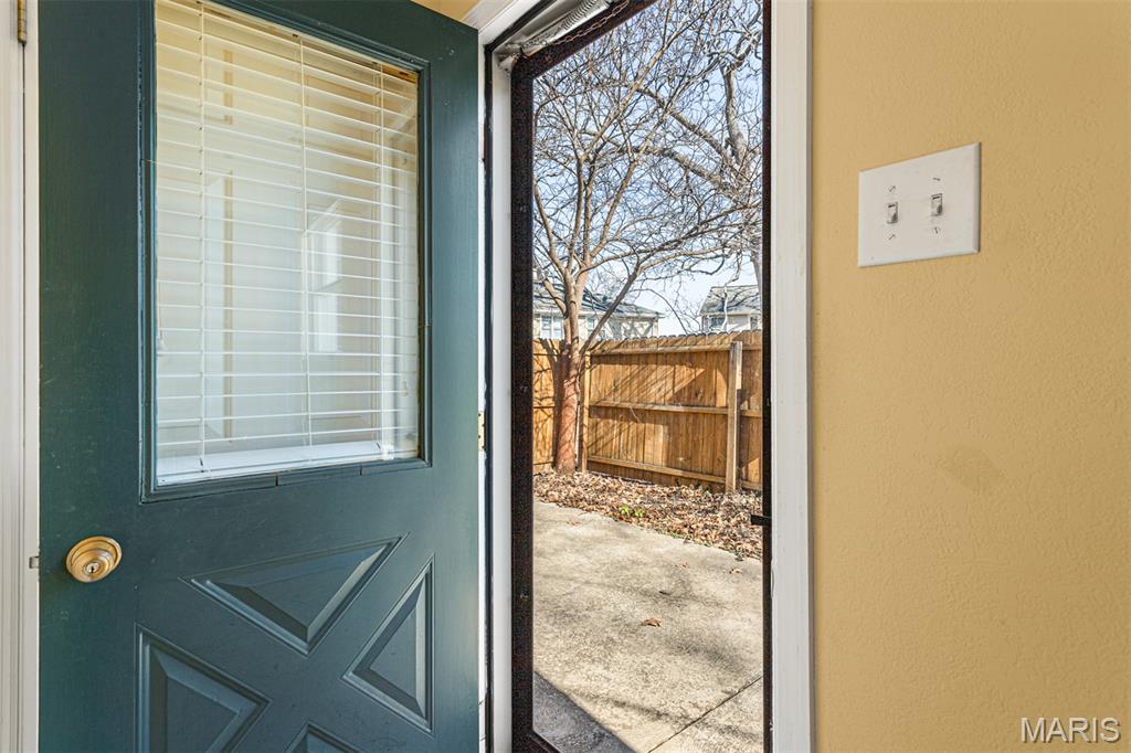 Brentwood Forest Condo Ph Two - Residential