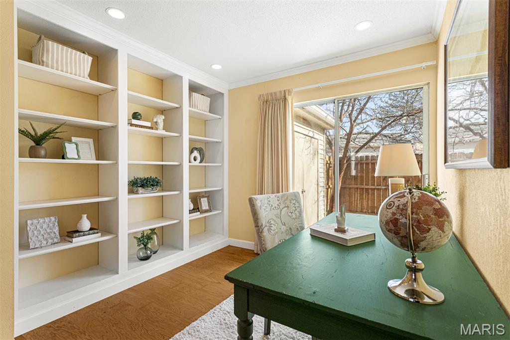 Brentwood Forest Condo Ph Two - Residential