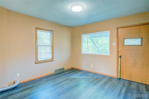 Tiny photo for 7647 Genesta Street, St Louis, MO 63123 (MLS # 25083000)