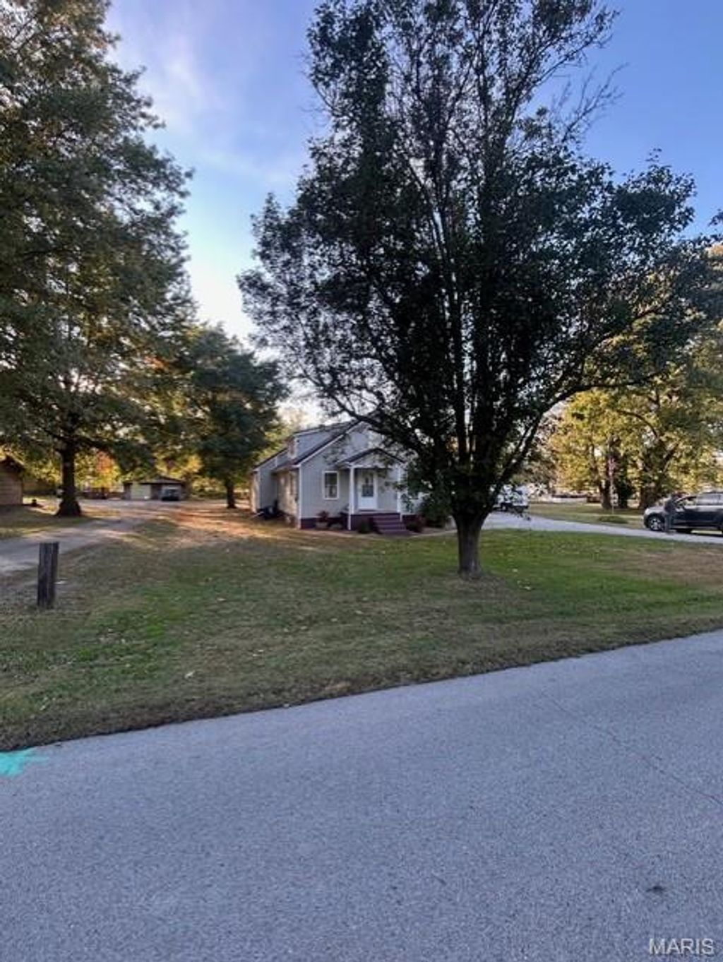 Photo of 1917 Owens Avenue, Hannibal, MO 63401 (MLS # 25073400)