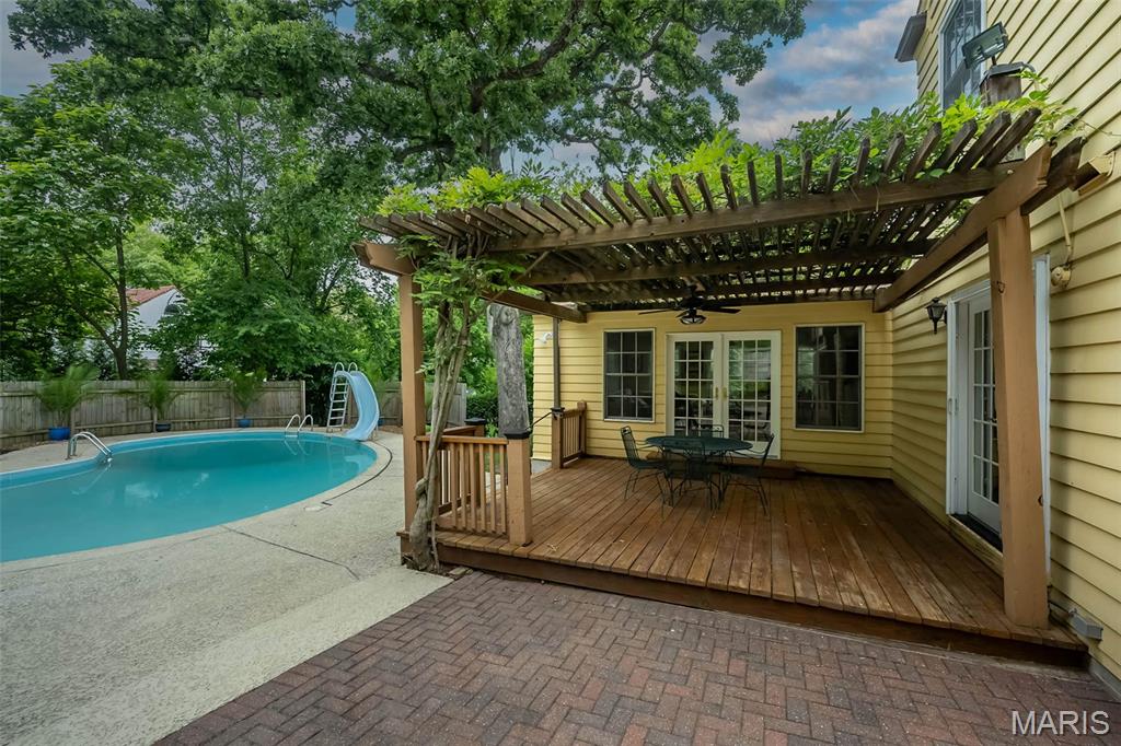 Algonquin Park - Residential