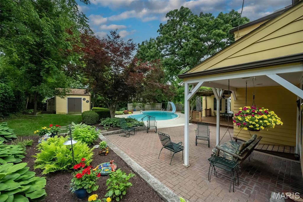 Algonquin Park - Residential