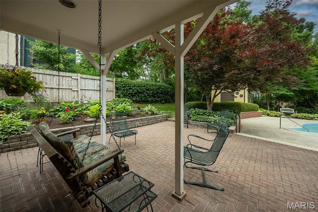 Algonquin Park - Residential