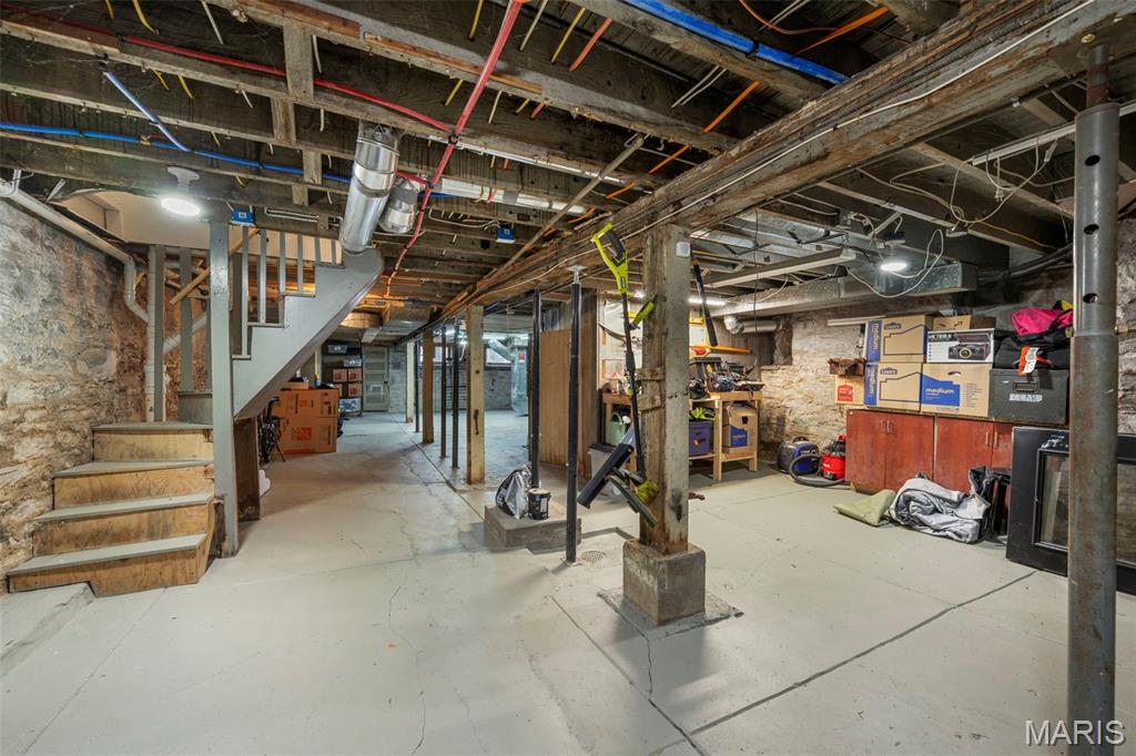 Piednoirs Re-Sub - Residential