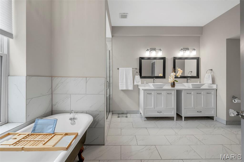 Piednoirs Re-Sub - Residential