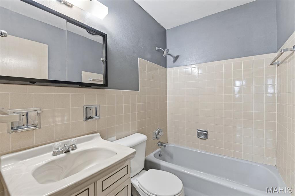 De Smet 1 Resub - Residential