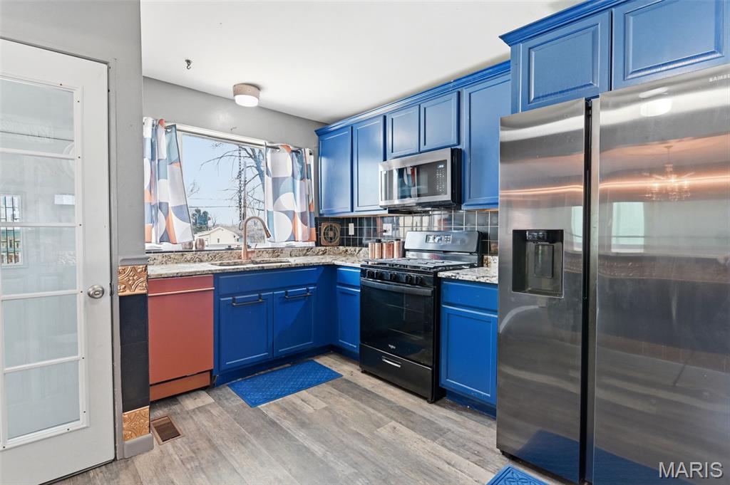 De Smet 1 Resub - Residential