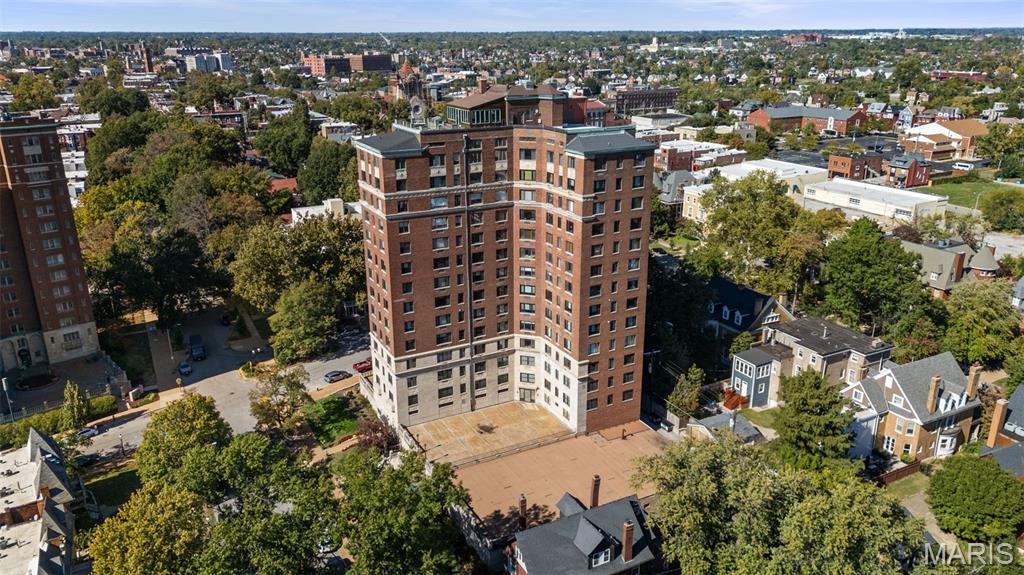Photo of 410 N Newstead Avenue #3E, St Louis, MO 63108 (MLS # 26067564)