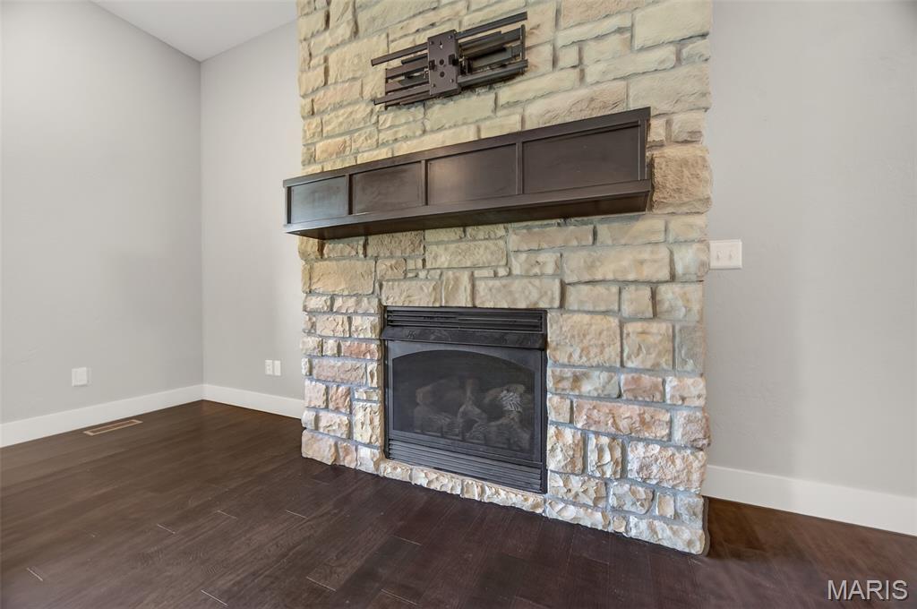 The Columns at Century Park - Residential