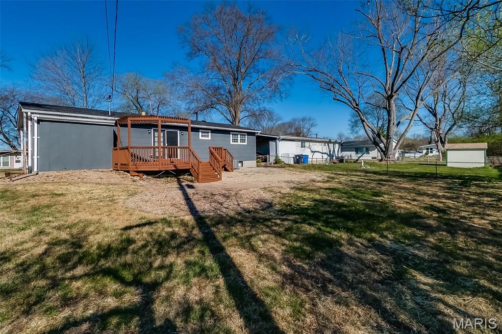 Queens 2 - Residential