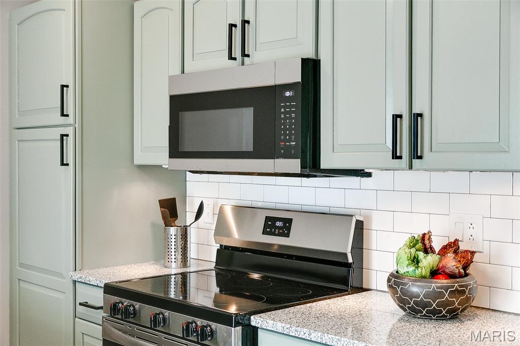 Queens 2 - Residential