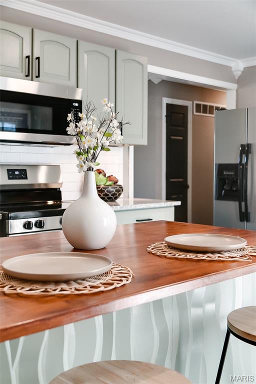 Queens 2 - Residential