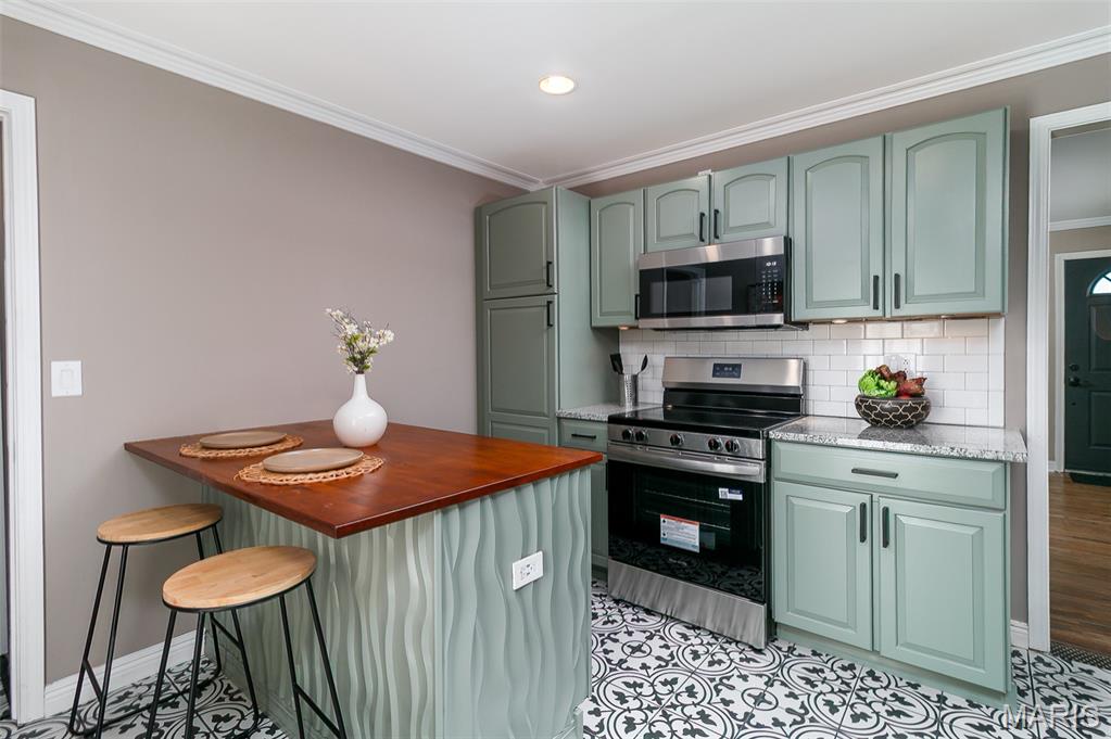 Queens 2 - Residential