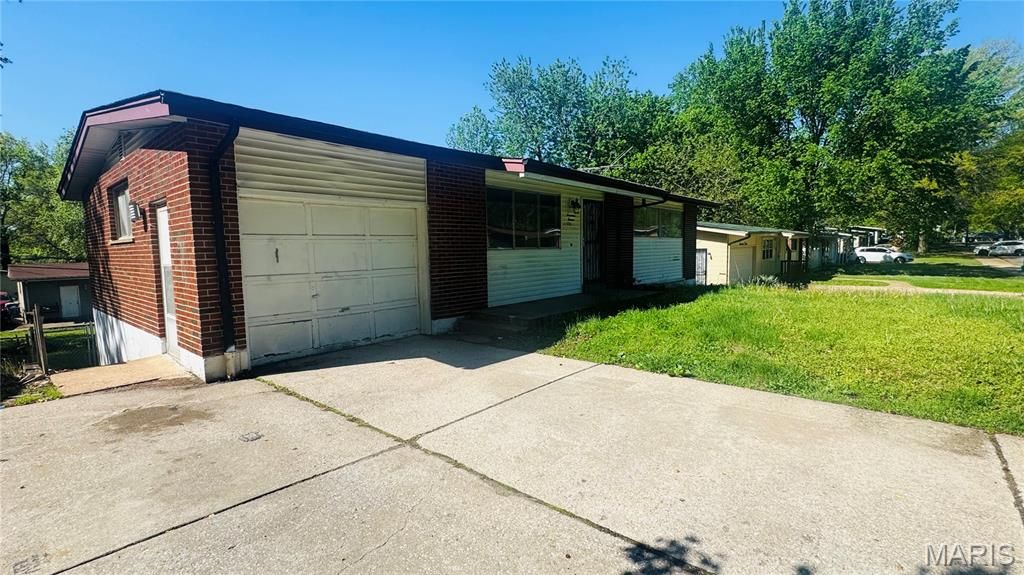 Photo of 1716 Hudson Road, Dellwood, MO 63136 (MLS # 26022300)