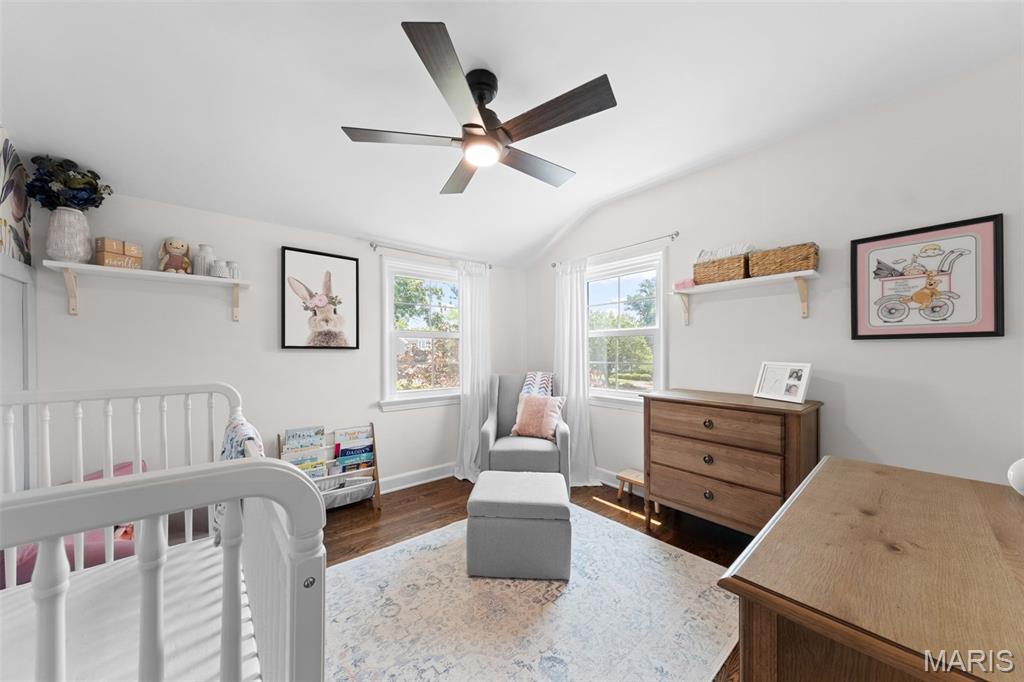 Kirkwood, Missouri 63122, United States, 4 Bedrooms Bedrooms, ,4 BathroomsBathrooms,Residential,Pending,150722