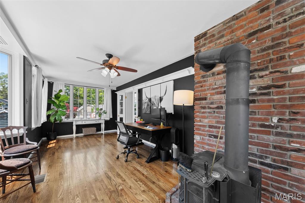 Kirkwood, Missouri 63122, United States, 4 Bedrooms Bedrooms, ,4 BathroomsBathrooms,Residential,Pending,150722