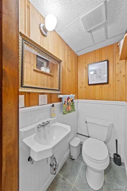 Kirkwood, Missouri 63122, United States, 4 Bedrooms Bedrooms, ,4 BathroomsBathrooms,Residential,Pending,150722