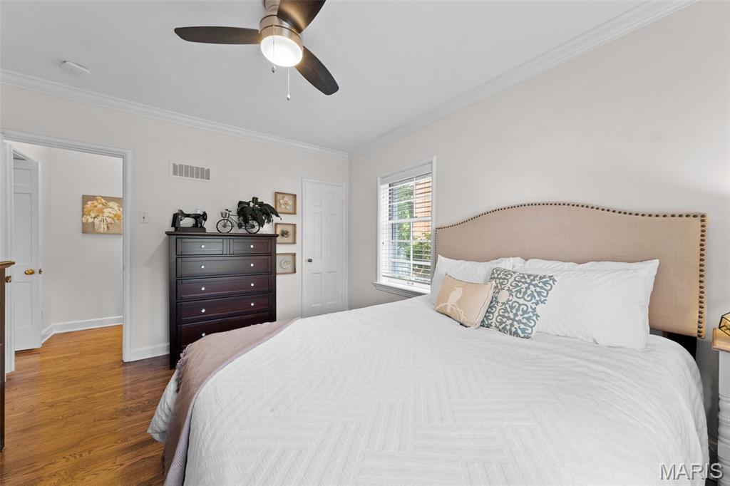 Kirkwood, Missouri 63122, United States, 4 Bedrooms Bedrooms, ,4 BathroomsBathrooms,Residential,Pending,150722